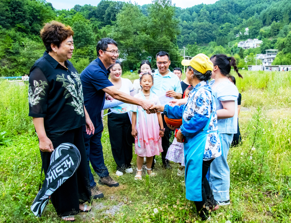 多彩贵州  爽爽贵阳  湖城清镇系列报道之一