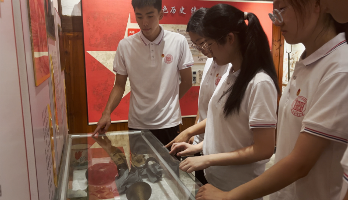 江西财经大学余干青年先锋队：智启乡村振兴路，青春共筑方洲梦