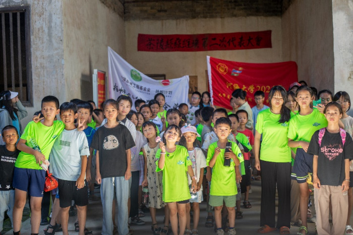 “我们一起出发，做一件温暖的事”——河海大学“红色筑梦”实践团赴茶陵支教活动纪实